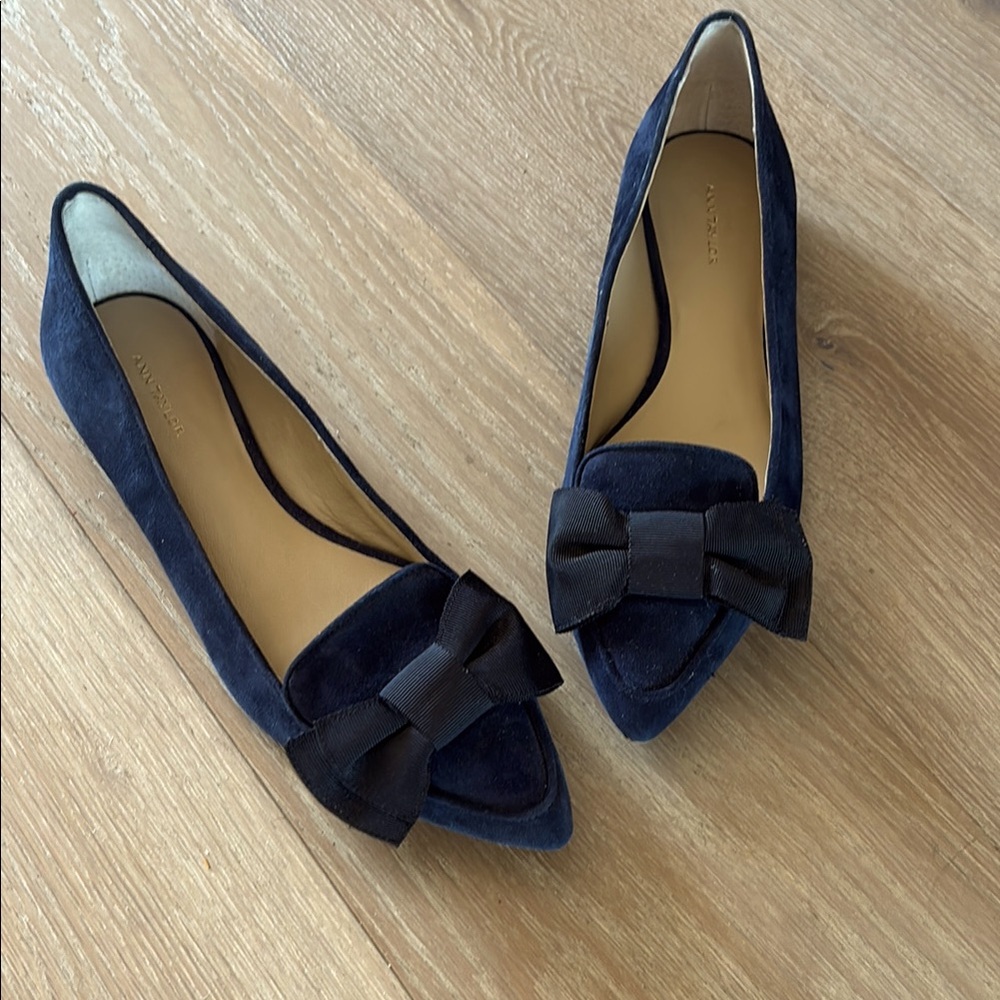 Suede  Bow Flats